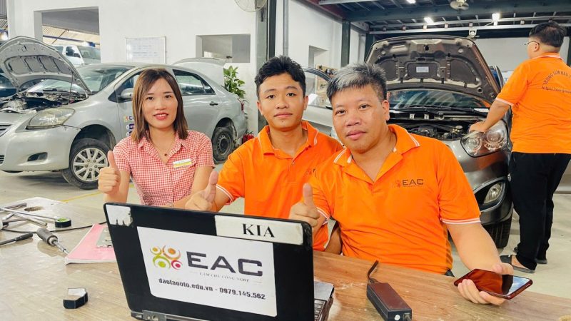 Tài liệu sửa chữa ô tô – miễn phí và vô cùng cần thiết - Trường Trung Tâm Dạy Nghề Ô Tô - Xe Máy EAC Tài liệu sửa chữa ô tô – miễn phí và vô cùng cần thiết - Trường Trung Tâm Dạy Nghề Ô Tô - Xe Máy EAC