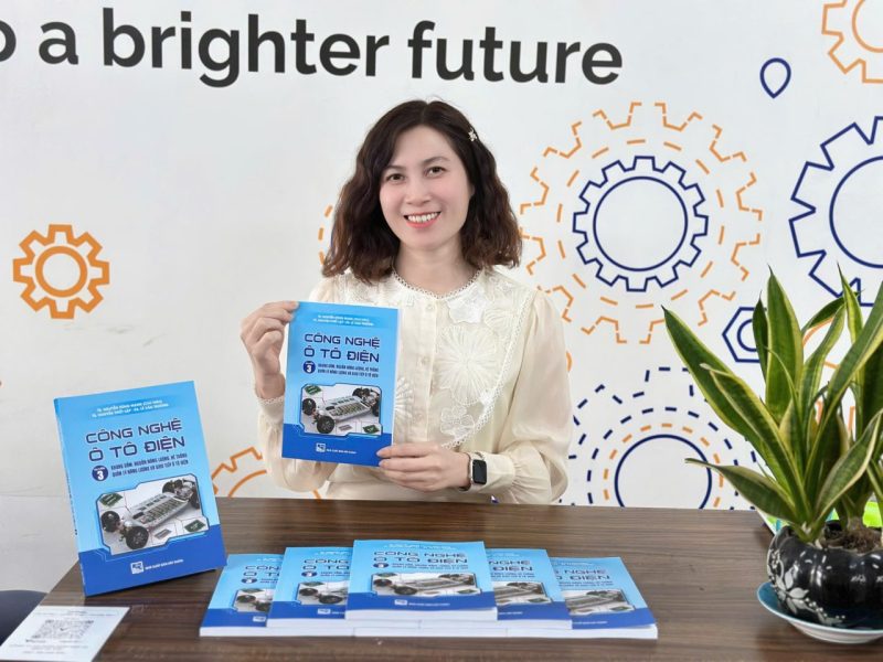 Tài liệu sửa chữa ô tô – miễn phí và vô cùng cần thiết - Trường Trung Tâm Dạy Nghề Ô Tô - Xe Máy EAC Sách Công Nghệ Ô tô Điện EAC