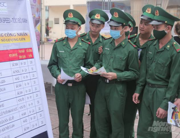 Học nghề sửa chữa ô tô cần bằng cấp gì? Giải đáp chi tiết cho người mới bắt đầu - Trường Trung Tâm Dạy Nghề Ô Tô - Xe Máy EAC Học nghề sửa chữa ô tô cần bằng cấp gì? Giải đáp chi tiết cho người mới bắt đầu - Trường Trung Tâm Dạy Nghề Ô Tô - Xe Máy EAC