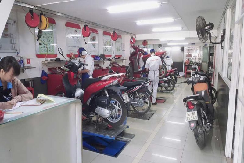 Học nghề sửa xe máy online - Trường Trung Tâm Dạy Nghề Ô Tô - Xe Máy EAC Học nghề sửa xe máy online - Trường Trung Tâm Dạy Nghề Ô Tô - Xe Máy EAC